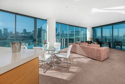 3 Bedroom apartment with harbour view