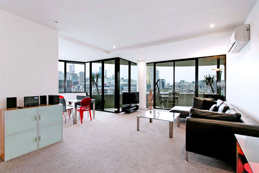 Two Bedroom Holiday Apartments Docklands Melbourne