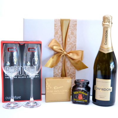 chandon-classic-1024x682 Gift Hampers